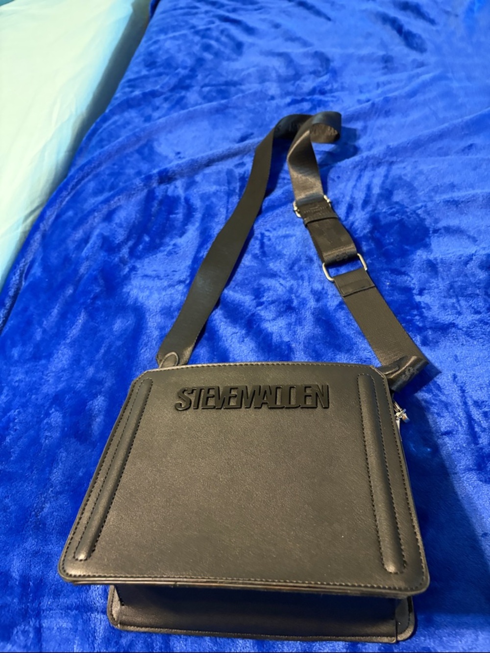 Steve Madden Black Leather Embossed Logo Messenger Bag